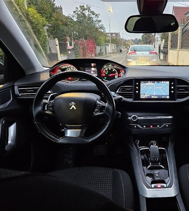galerie3-peugeot-308-17-11-2024.jpg